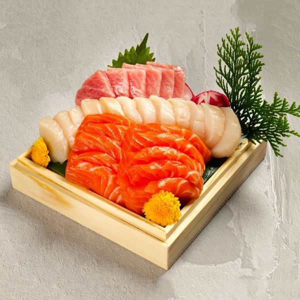 Picture of Salmon, Hotate & Chutoro (34 Pcs)